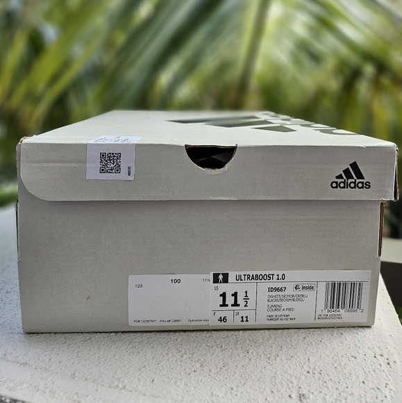 Size 11.5 - adidas UltraBoost 1.0 Off White Crew Blue - Picture 8 of 8